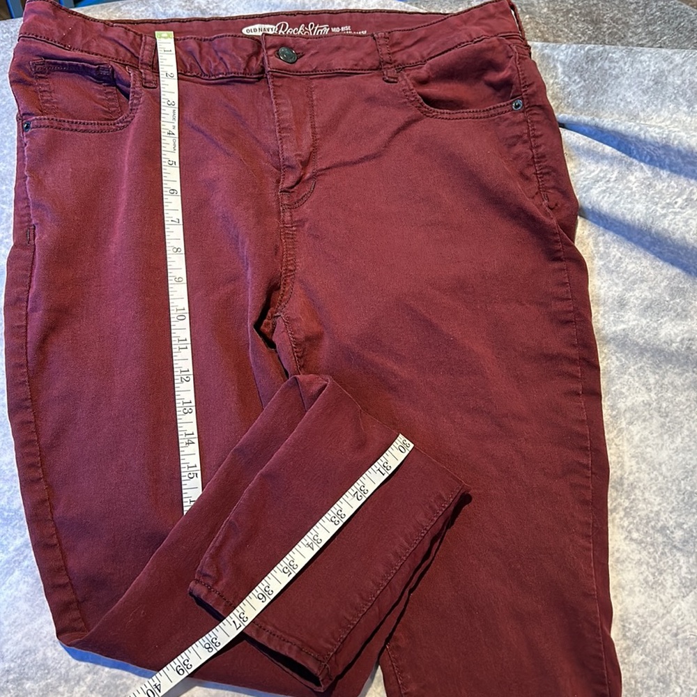 GUC Old Navy Rock Star Mid Rise maroon jeans 16P